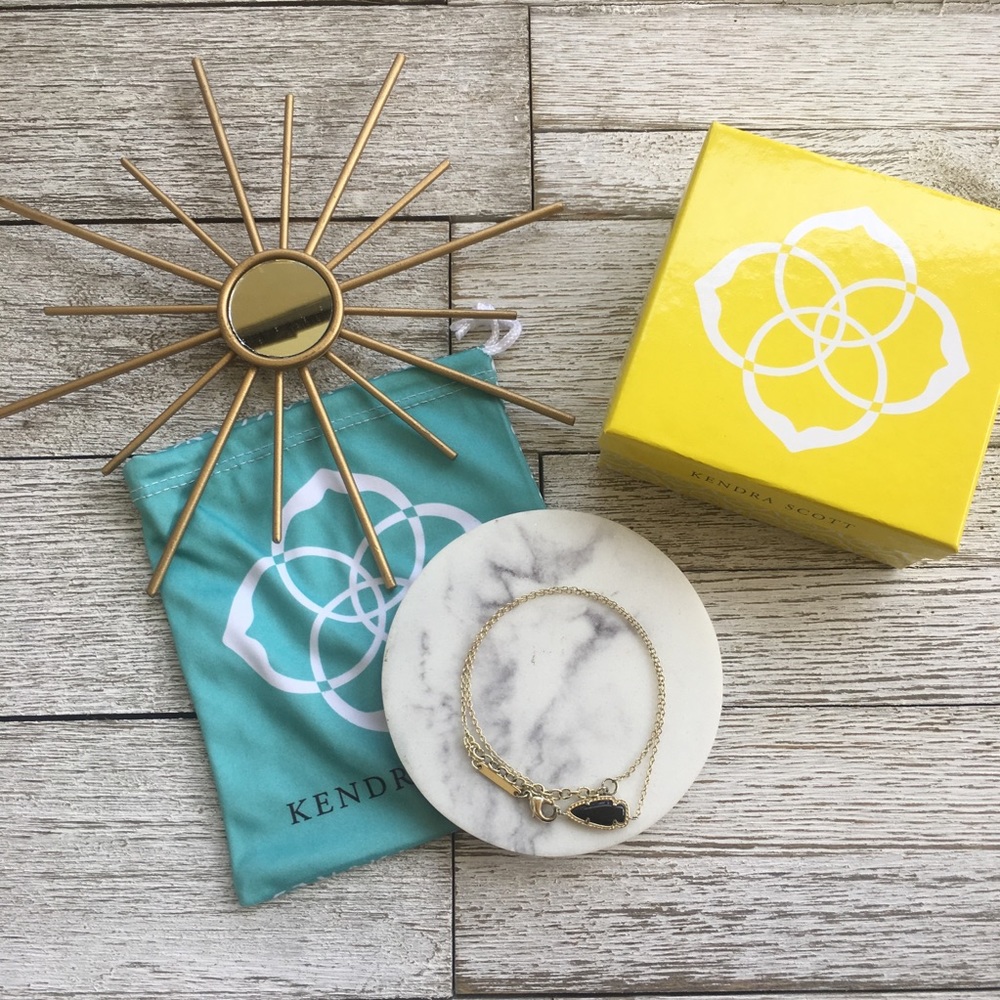 💥MAKE OFFER💥Kendra Scott Necklace